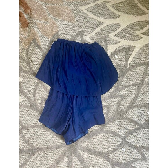 Like NWT! Lulu’s Romper-XS - Picture 4 of 5